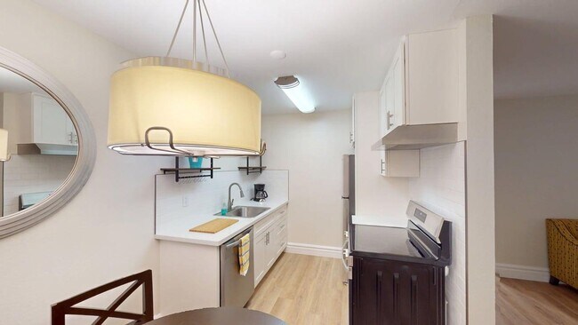 Building Photo - 45 Tamal Vista Blvd