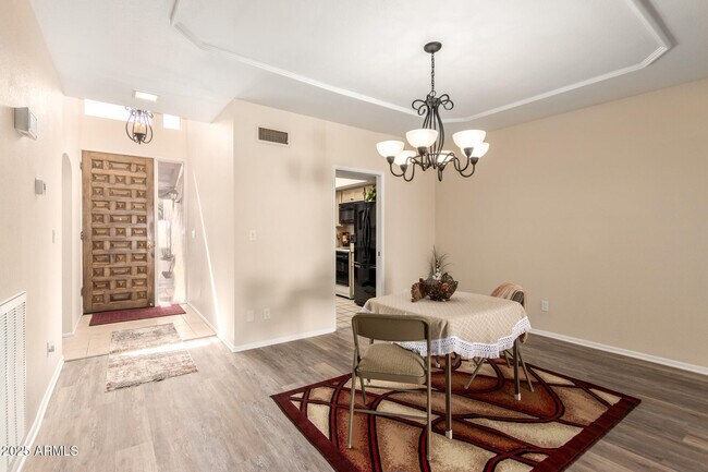 Building Photo - 6735 N 16th Pl