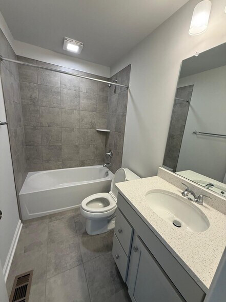 Building Photo - 518 Sybil St