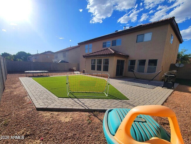 Building Photo - 10841 E Forge Cir