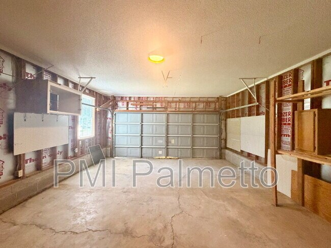 Building Photo - 22 Sweet Thorne Cir