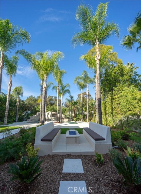 Building Photo - 17437 Oak Creek Ct