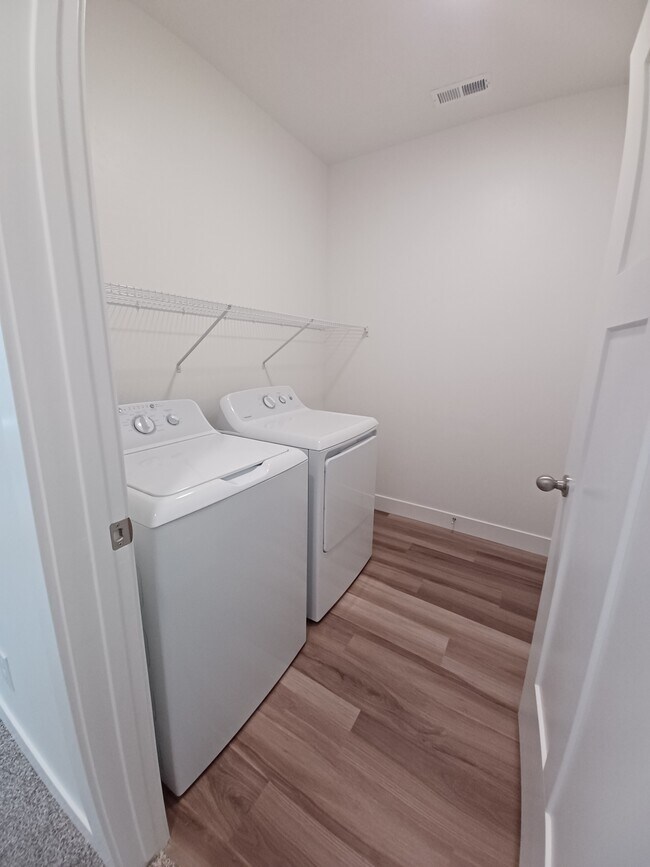 Building Photo - 1984 N 3410 W