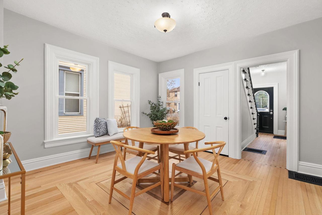 Building Photo - 820 Jenifer St