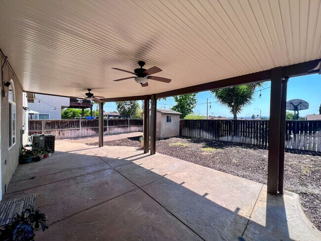 Building Photo - Wonderful 4 bedroom Single Story Murrieta Home for LEASE!