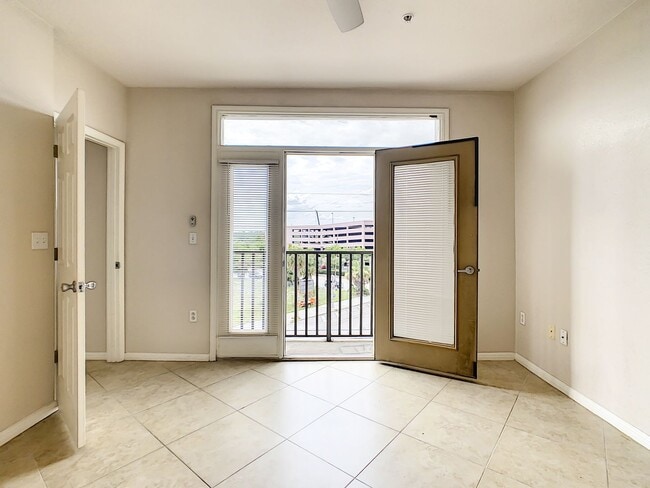 Building Photo - North Quarter of Downtown Orlando, convenient to Ivanhoe District