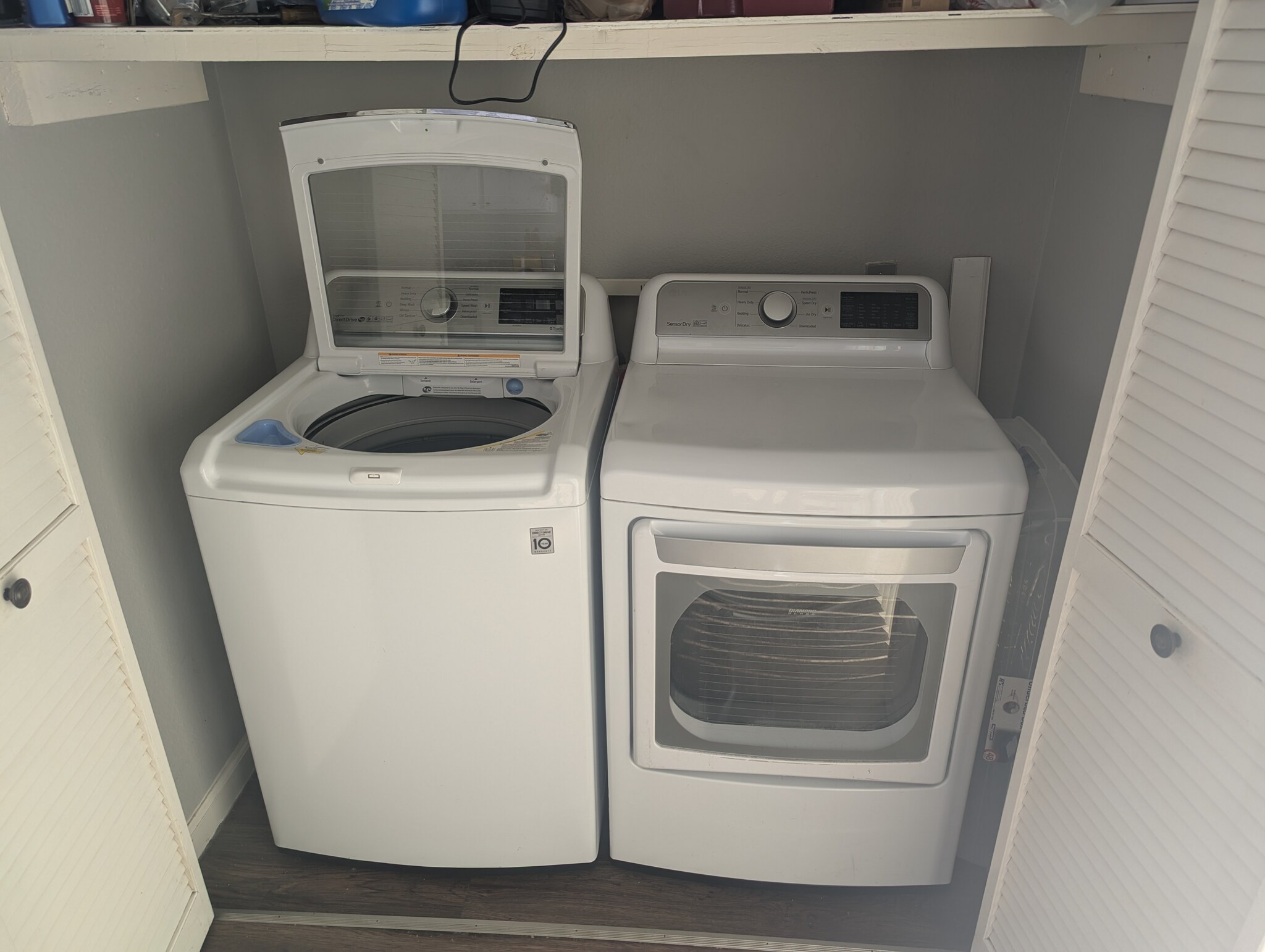 Laundry Room - 11530 Casa Alto St