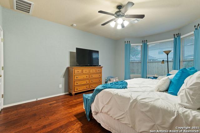 Building Photo - 8415 Spicewood Bend