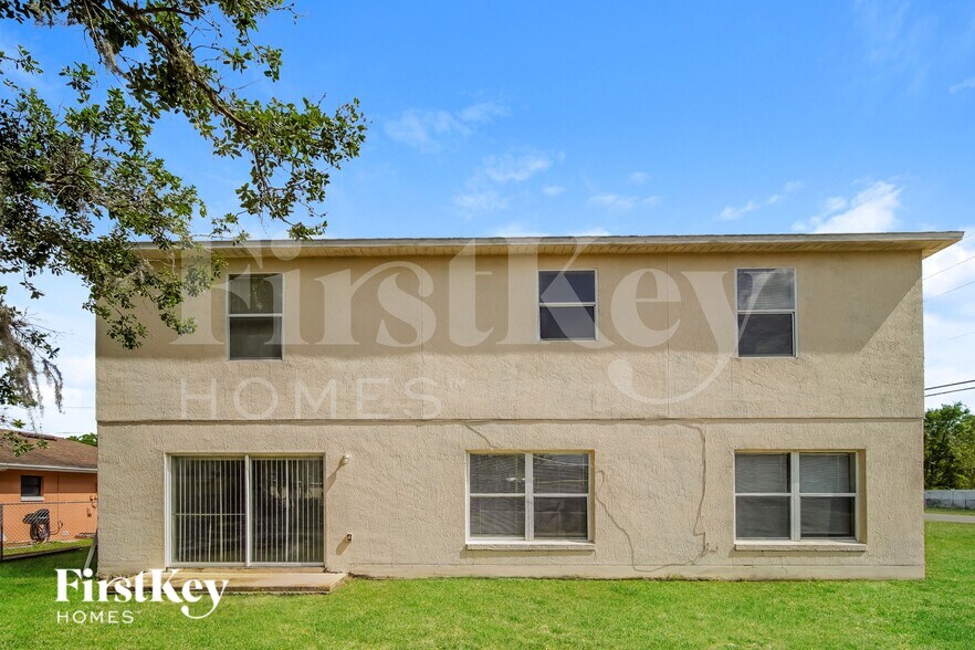 Building Photo - 660 Floridian Dr