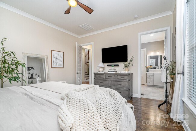 Building Photo - 112 Sisters Cove Ct
