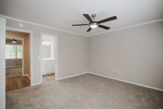 Building Photo - 119-3 Freedom Dr