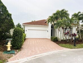 Building Photo - 879 SW Pebble Ln