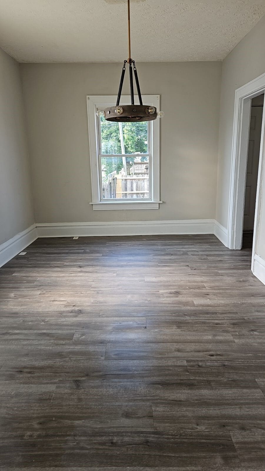 Building Photo - 798 E Whittier St