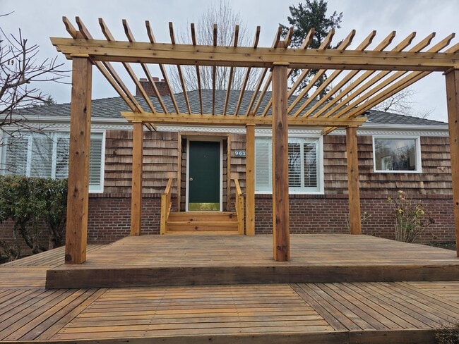 Building Photo - 963 Parkway Dr NW