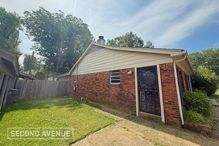 Building Photo - 1342 Heathcliff Dr