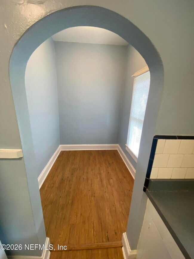 Building Photo - 2316 Gilmore St