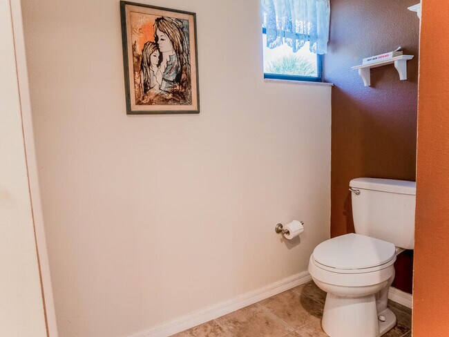 Building Photo - 1903 NE Media Ave