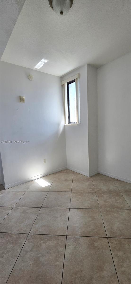 Building Photo - 3590 Coral Wy