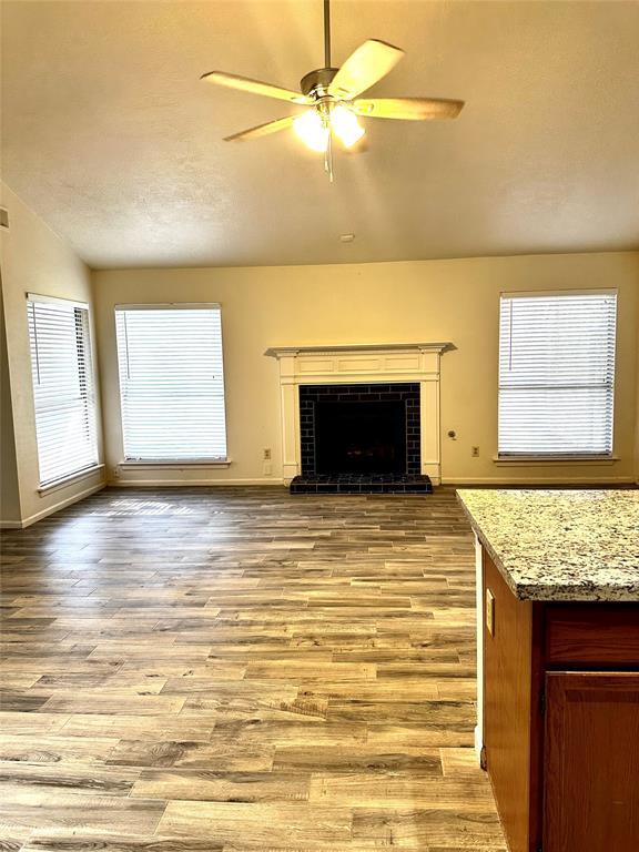 Building Photo - 16704 Ivy Grove Dr
