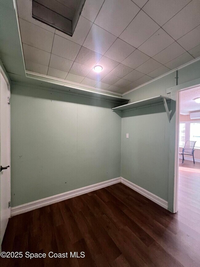 Building Photo - 1616 Terrace St