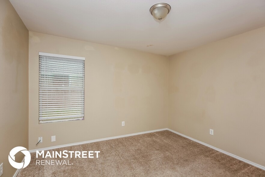 Building Photo - 1405 Krista Dr