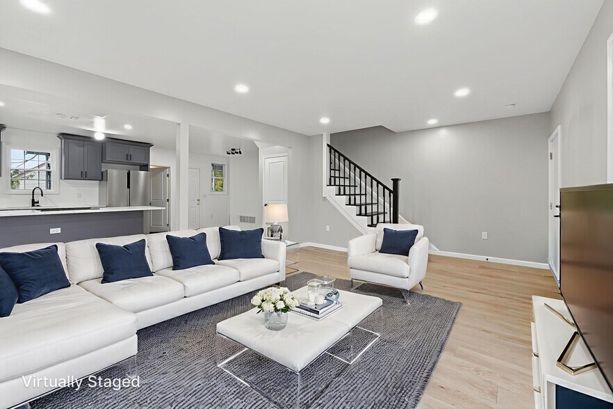 Building Photo - 1123-1125 S Ohio Ave