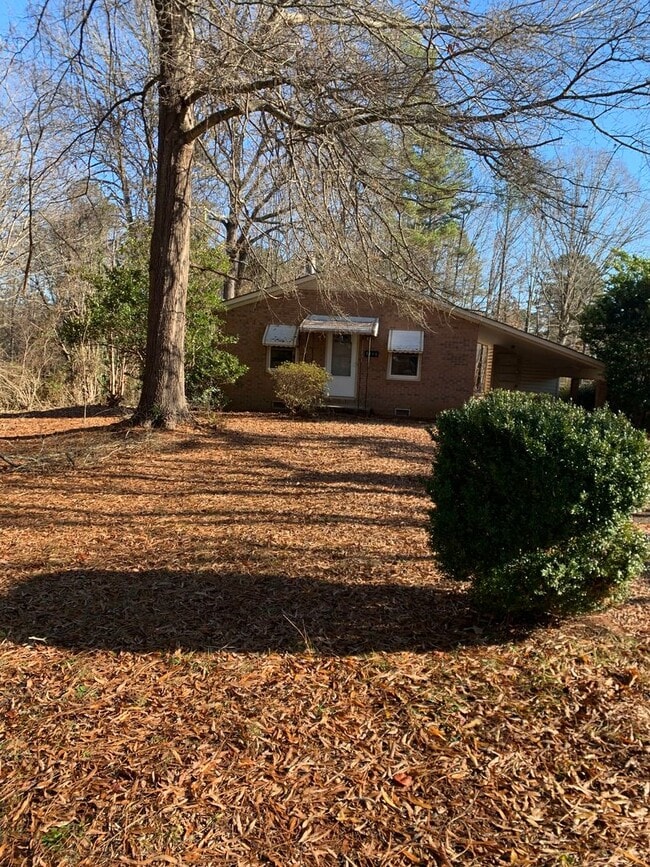Primary Photo - 3 Bedroom Salisbury Home