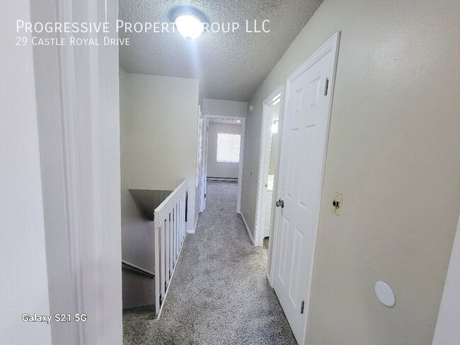 Building Photo - Charming 2-Bedroom Townhome in Pueblo!