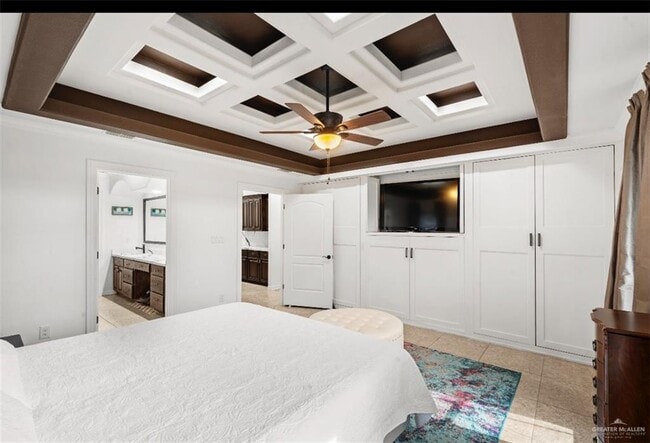 Building Photo - 21 N Loretta Lynn Dr