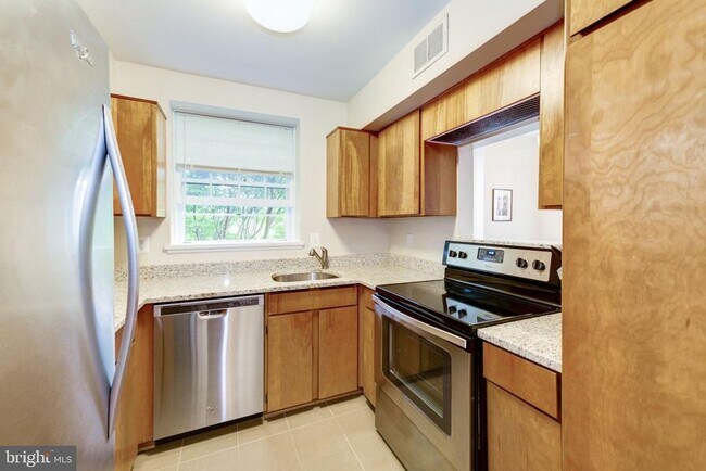 Building Photo - 3951 Langley Ct NW