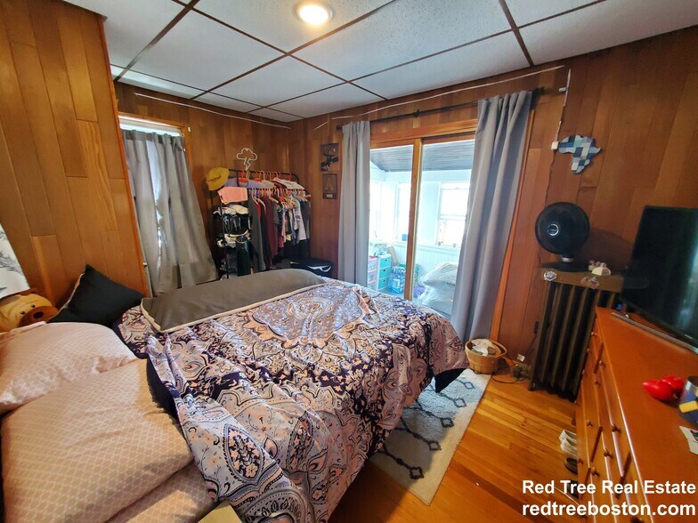 Building Photo - 7 Elmira St