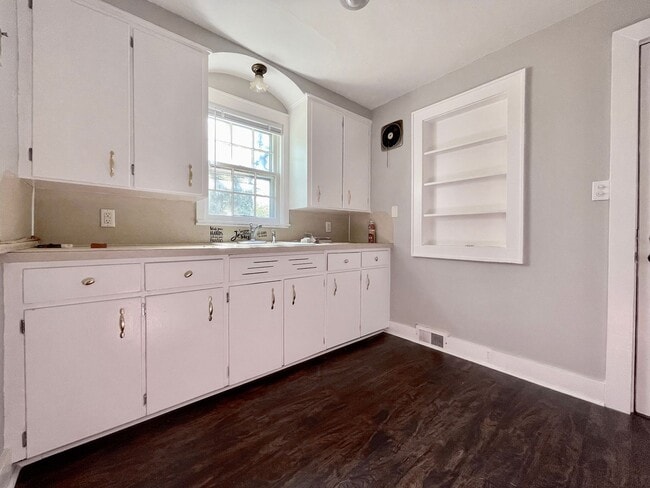 Building Photo - Two Bedroom Home in Muskegon