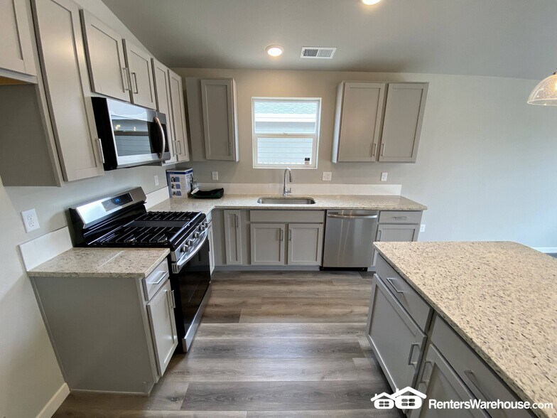 Building Photo - 508 Bobcat Ct