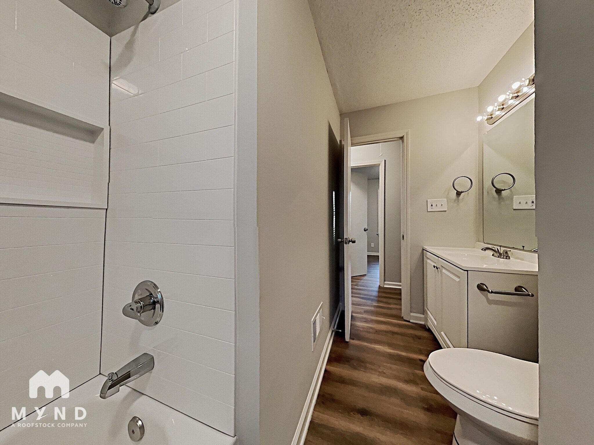 Building Photo - 6600 Barrington Dr