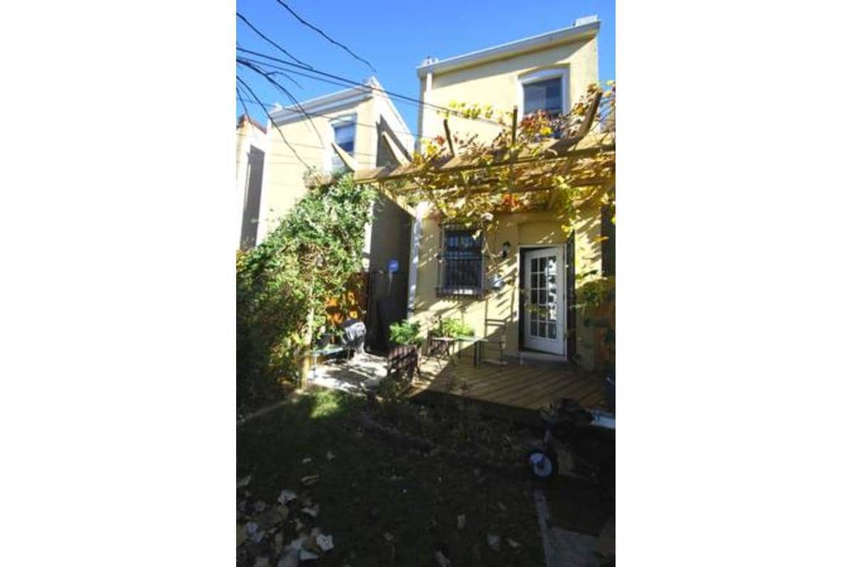 Building Photo - 1506 1st St NW