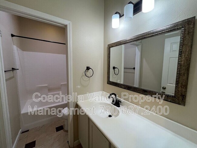 Building Photo - 49126 Pluma Roja Pl