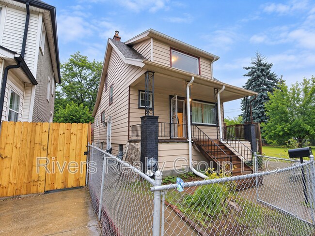 Building Photo - 4280 7th St