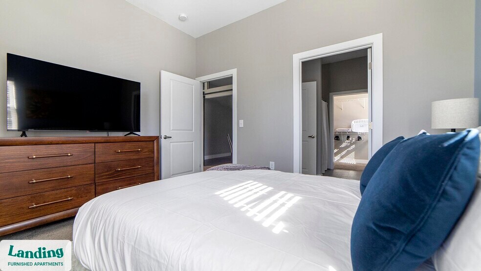 Building Photo - 41 E 9th Ave