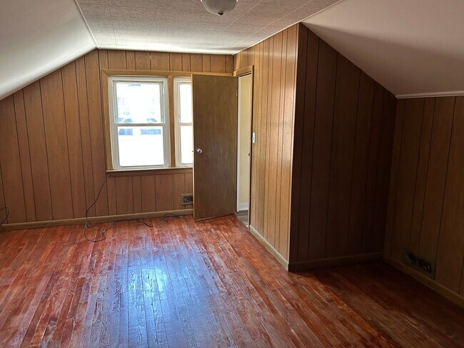 Building Photo - 4409 Adrian Rd