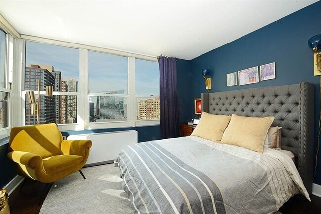 Building Photo - 88 Morgan St