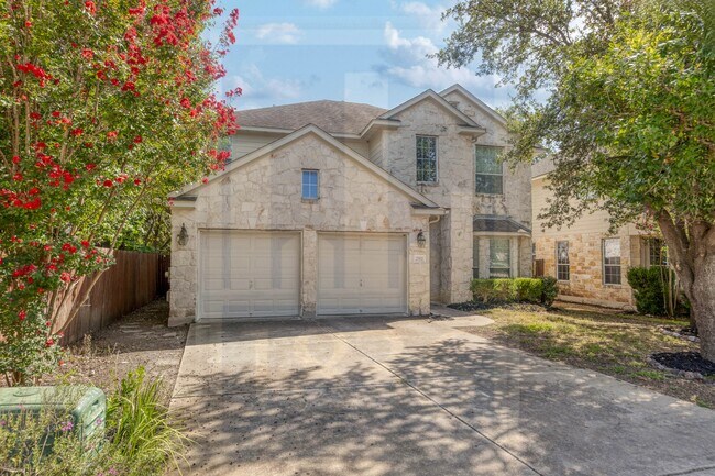 Building Photo - 2702 Lovett Ln