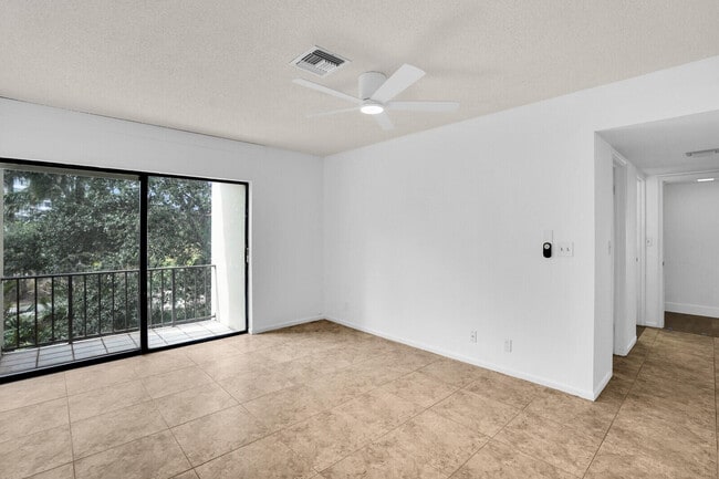 Building Photo - 1701 Presidential Way