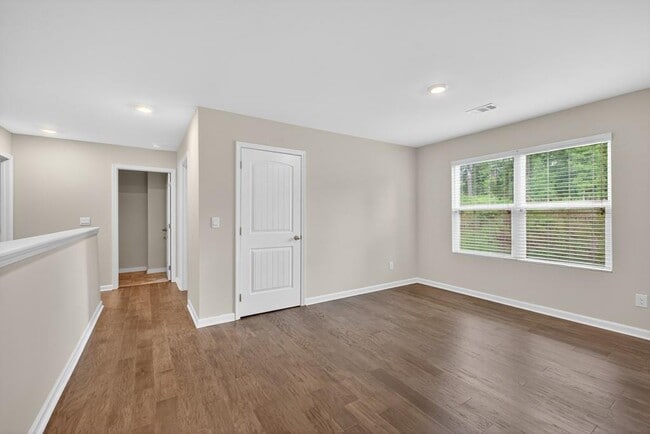 Building Photo - 5884 Screech Owl Dr