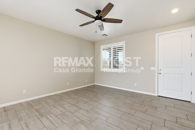 Building Photo - Modern Single-Level Home with Designer Finishes & Open Concept Living