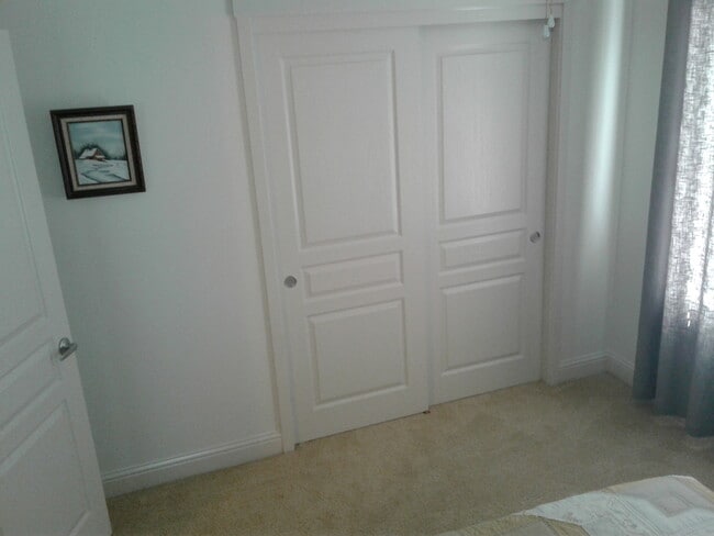 Building Photo - Great Location for a rental