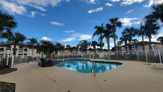 Building Photo - 13828 Timberbrooke Dr