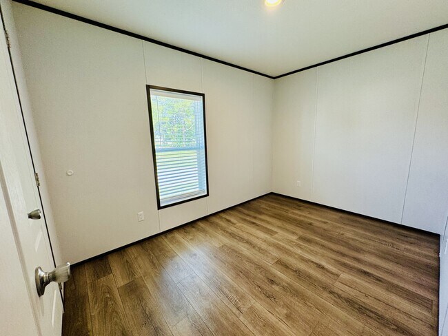 Building Photo - 3753 Valley Forge Rd