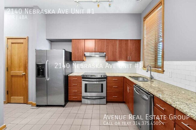 Building Photo - 2140 Nebraska Ave