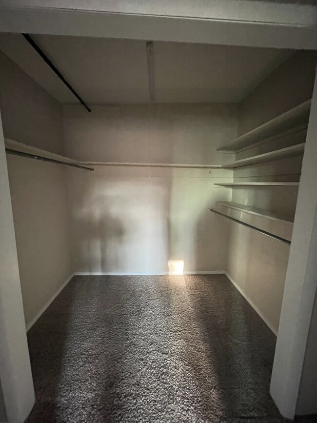 Building Photo - 5113 Wally Dr