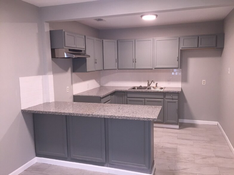 Building Photo - 3411 Delafield Ln